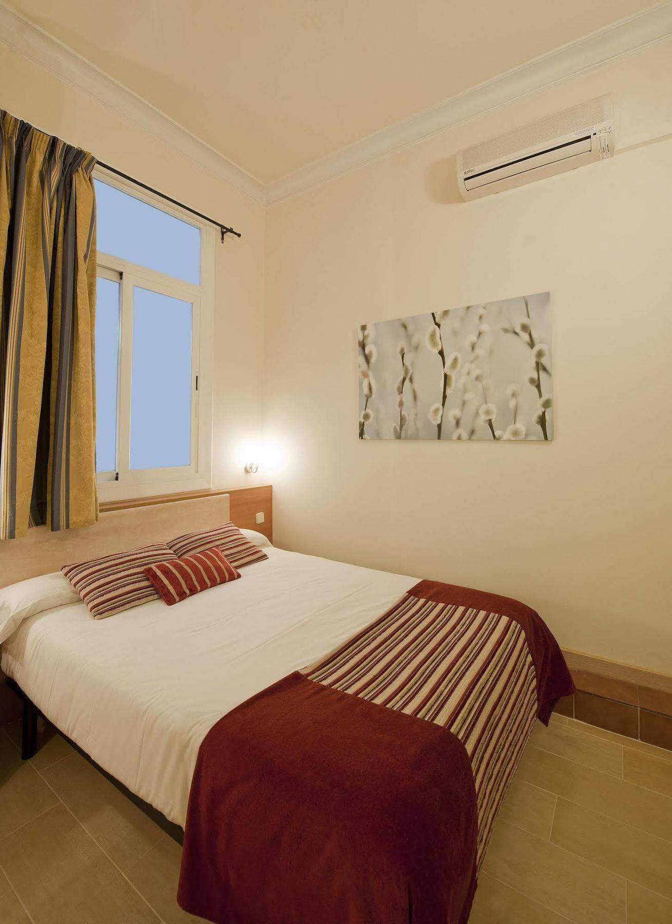 Hostal Central Barcelona 2*