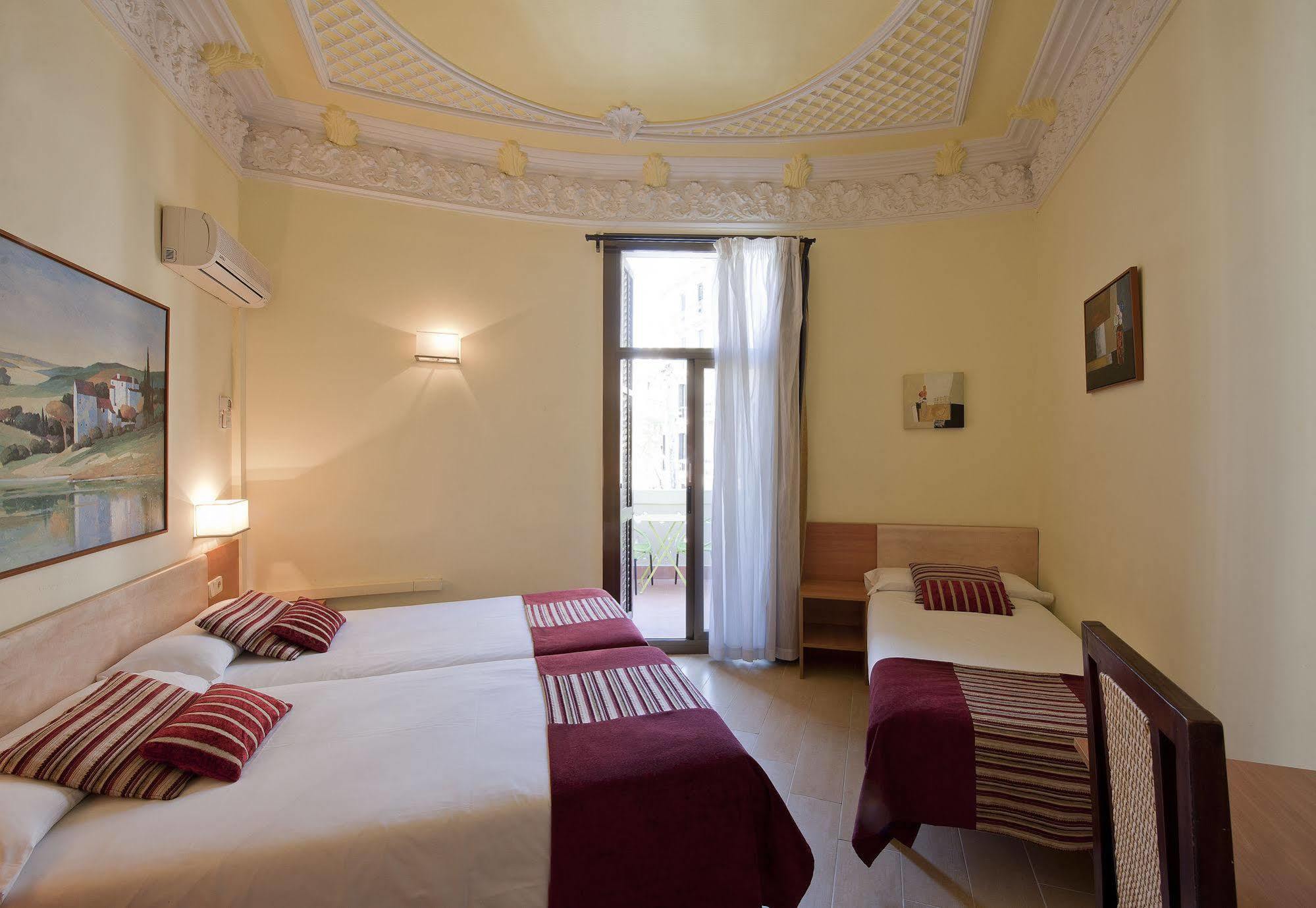 Hostal Central Barcelona Barcelona